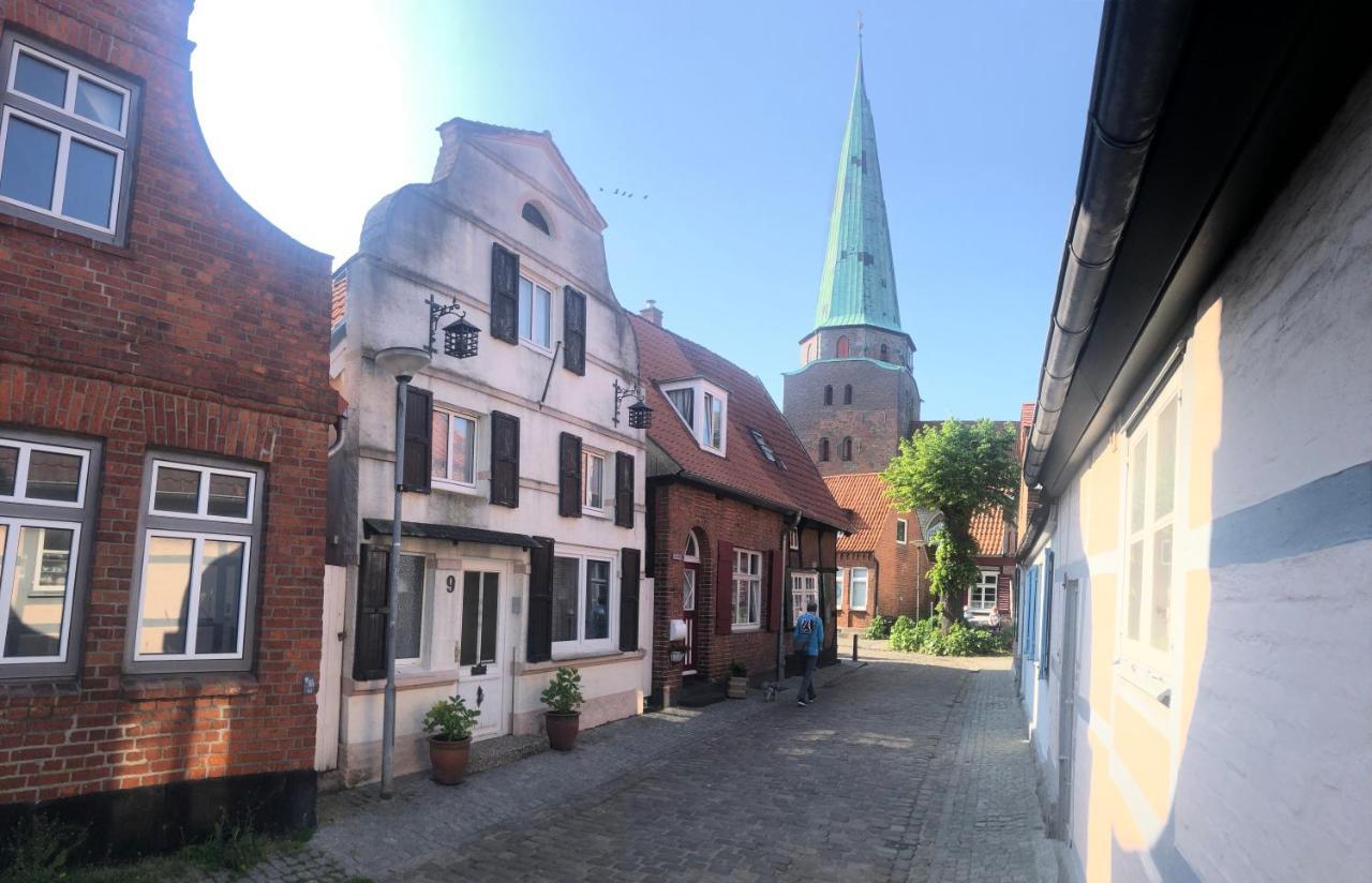 Travemuende Ferienwohnung Am Meer Любек Экстерьер фото